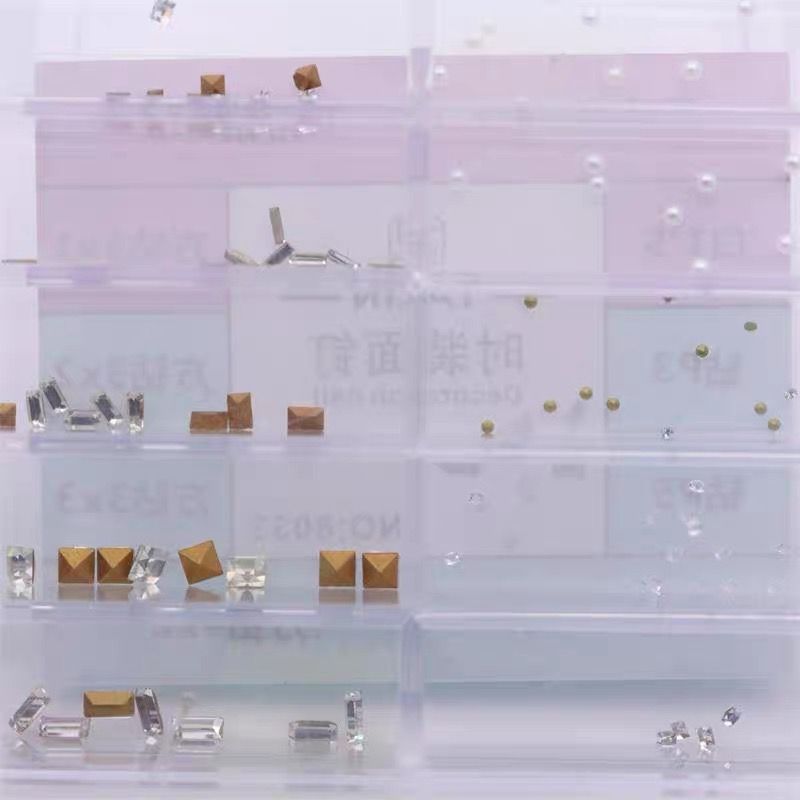 アルマーニ腕時計装飾ダイヤモンドスクエア＆円形修理専用腕時計 - Luxury Watch Repair のレビューと価格