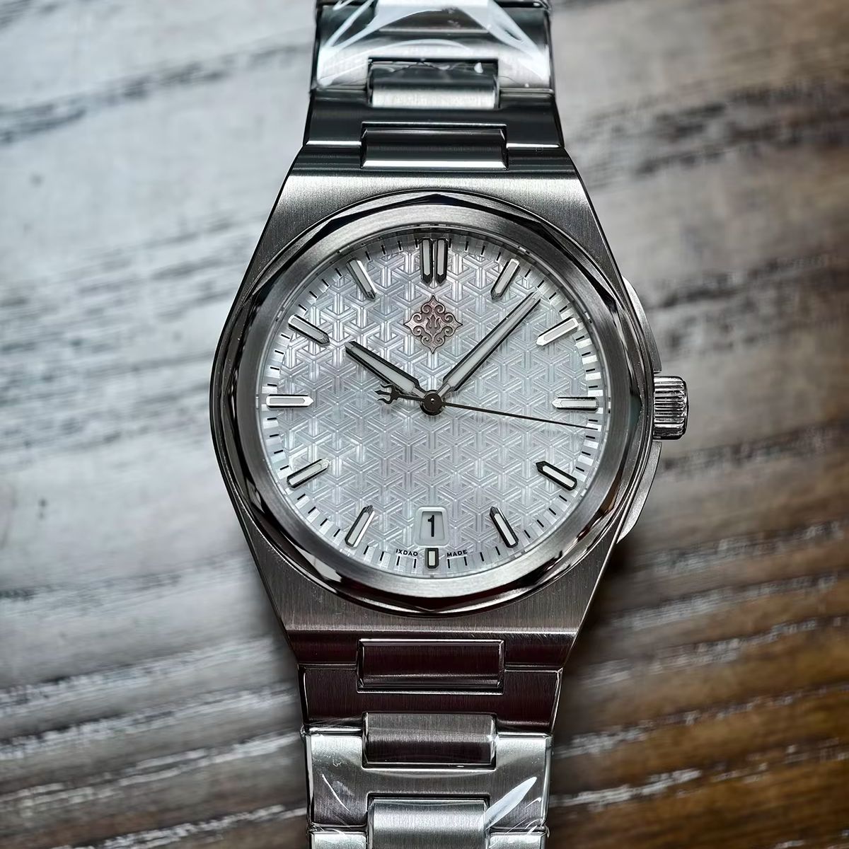 IX&DAO 2026 ニューウォリアー 37mm メンズ自 - Rolex Watch Submariner のレビューと価格