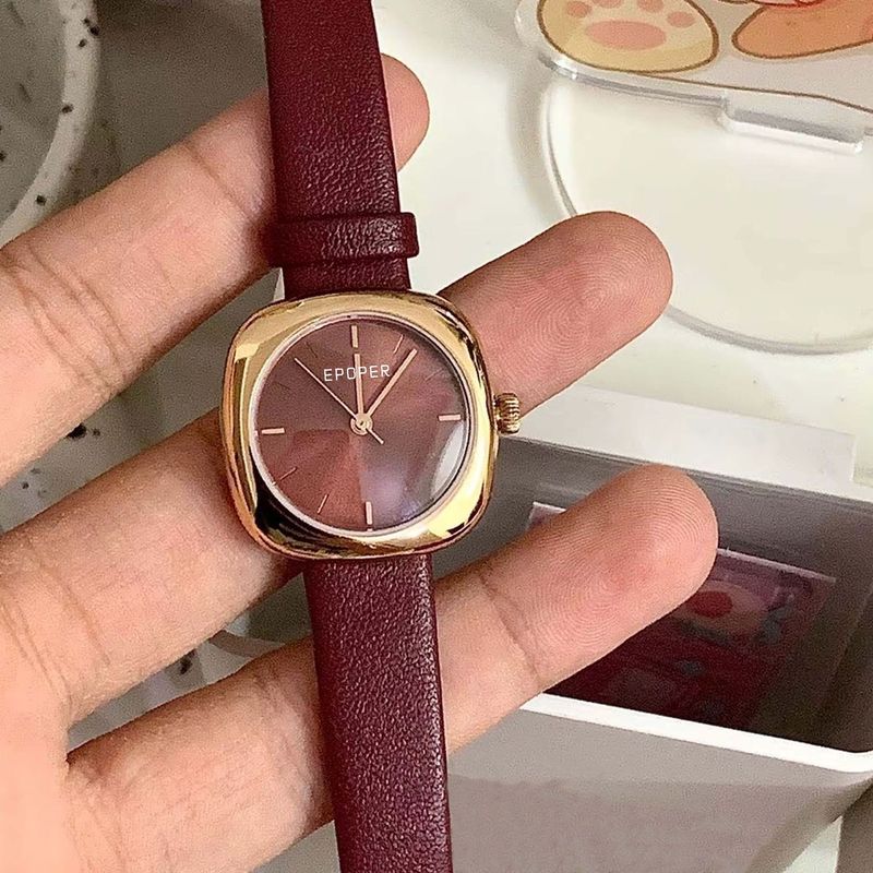 トレンド感あふれる高級感のある腕時計 シンプルでラグジュアリ - Luxury Watch Levels のレビューと価格