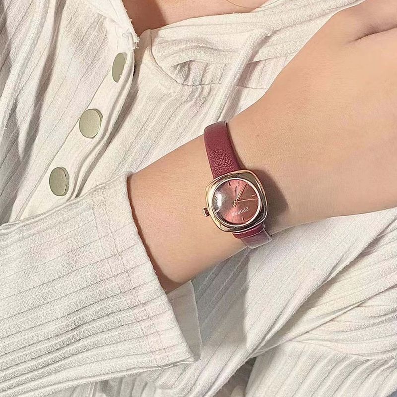 トレンド感あふれる高級感のある腕時計 シンプルでラグジュアリ - Luxury Watch Levels のレビューと価格
